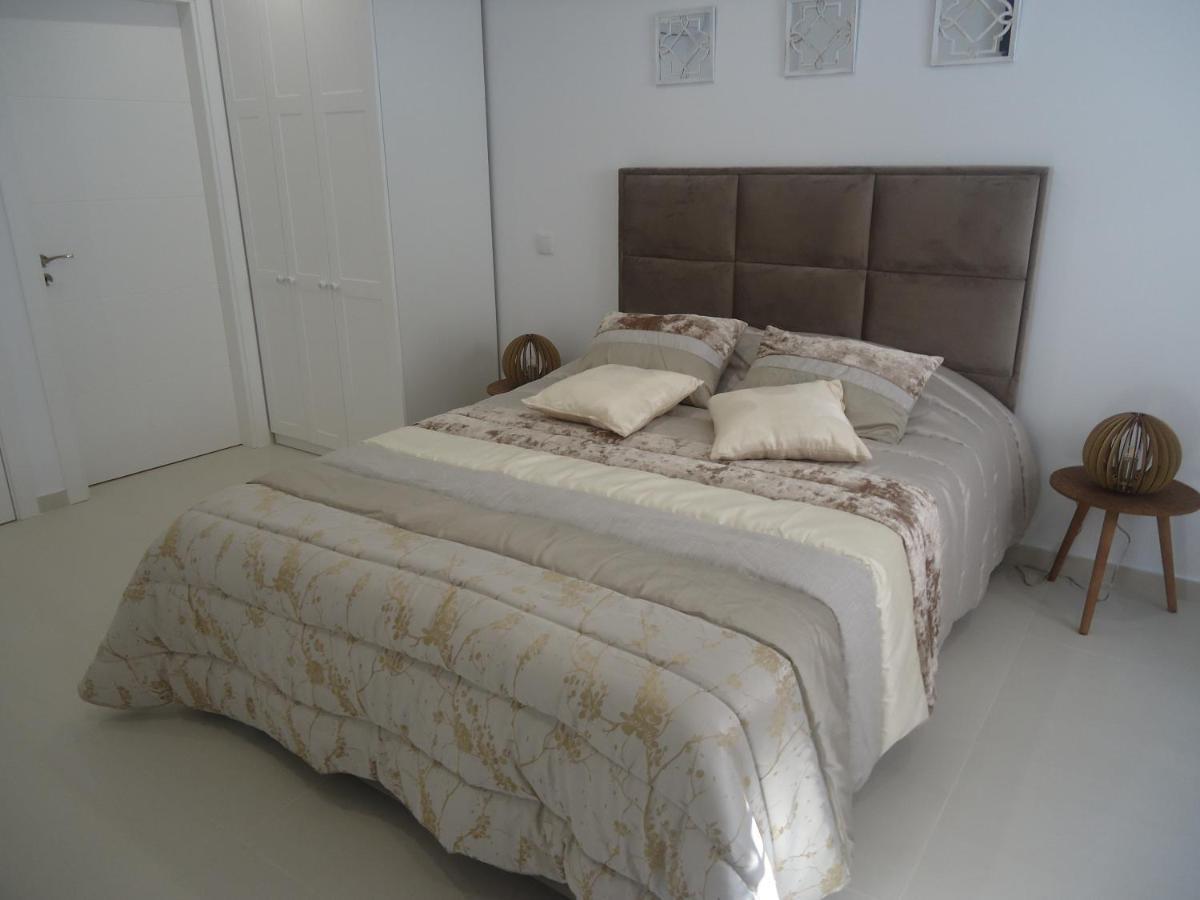 Bed and Breakfast Vivenda L'Olivier Quarteira Zewnętrze zdjęcie
